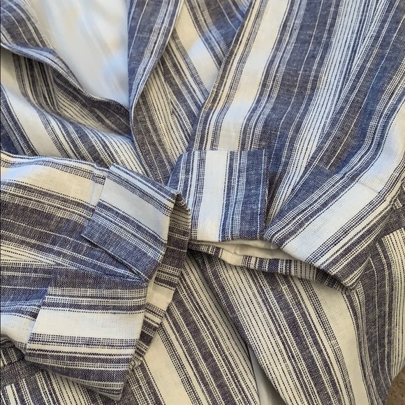 LOFT Spring and Summer Linen Blazer - Picture 3 of 9